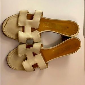 Looking for a new home for my Hermès Babies.